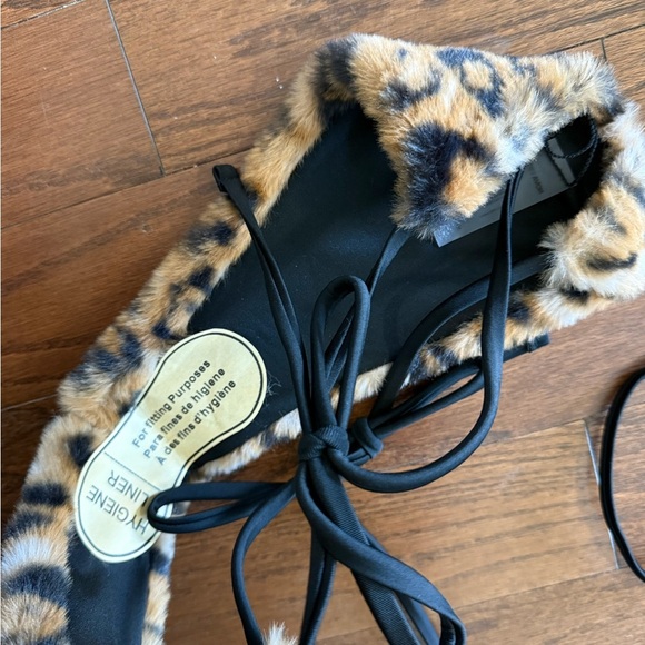 NWT Fashion Nova Leopard Faux Fur Bikini - XS - Picture 4 of 5